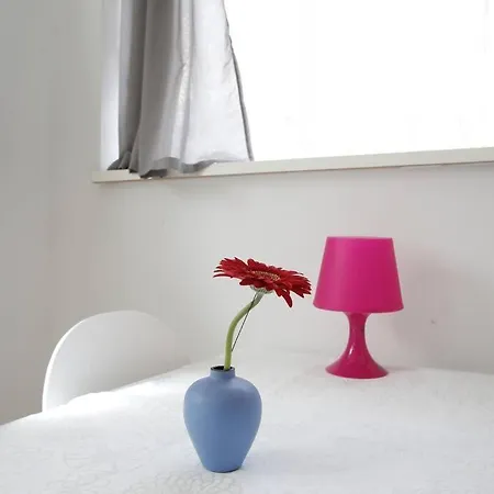 Sunny Apartment At Rostock - Pink Esterno foto