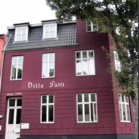 Sunny Apartment At Rostock - Pink Esterno foto